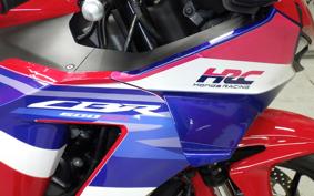 HONDA CBR600RR 2024 PC40