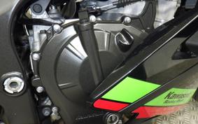 KAWASAKI ZX-25R ZX250E