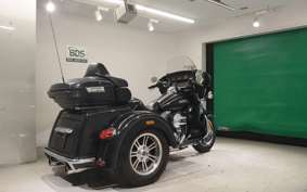 HARLEY FLHTCUTG TRIKE 2014