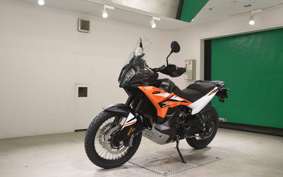 KTM 890 ADVENTURE	 2026