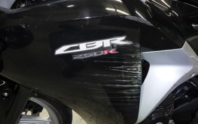HONDA CBR250R GEN 3 1999 MC41