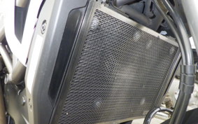 DUCATI HYPERSTRADA 820 2014