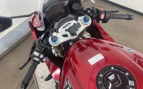 TRIUMPH SPEED TRIPLE 1200RR 2022 S3P02S