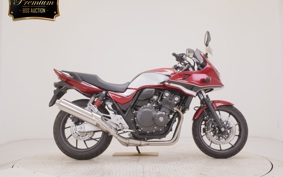 HONDA CB400 SUPER BOLDOR A 2025 NC42