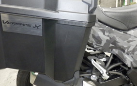 KAWASAKI VERSYS 250 A 1973 LE250D