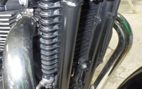 TRIUMPH BONNEVILLE T100 2013