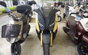 YAMAHA X-MAX 250 A SG42J