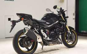 SUZUKI GSR750 2012