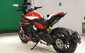 DUCATI DIAVEL V4 2023
