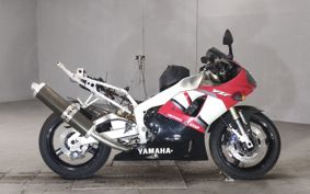 YAMAHA YZF-R1 RN04