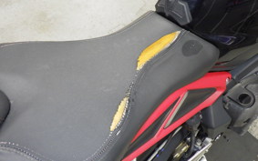 TRIUMPH STREET TRIPLE R 2019