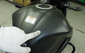 SUZUKI ｼﾞｸｻｰ250 2000 ED22B