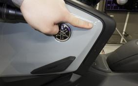 YAMAHA T-MAX 560 T 2025 SJ21J