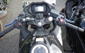 SUZUKI GSX250 R