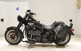 HARLEY FLSTFBS1800 2015