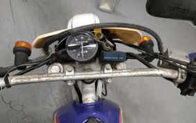 SUZUKI DR250R SJ45A