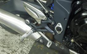 TRIUMPH STREET TRIPLE 85 2013