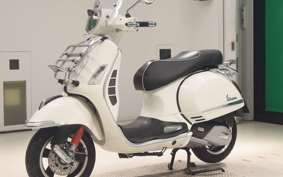 VESPA GTS150 SUPER 2023