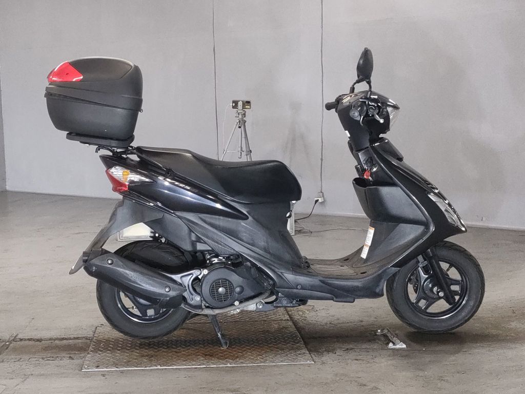 Фото Suzuki ADDRESS V125 с японского аукциона