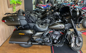 HARLEY HARLEYFLHTKSE CVO 2018 TEH