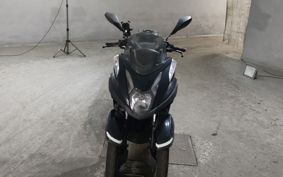 YAMAHA TRICITY 125 SE82J