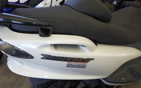 YAMAHA MAJESTY 125
