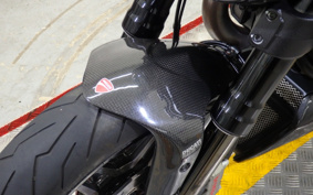 DUCATI DIAVEL AMG 2012 ZDMG102JACB