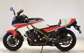 YAMAHA FZ750 1FM