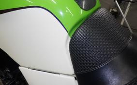 KAWASAKI GPZ900R NINJA 1999 ZX900A