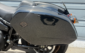 HARLEY FXLRST 2024 YXZ