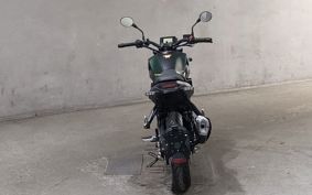 BENELLI RE ON CHI-NO125 ..