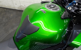 KAWASAKI NINJA H2 SX SE 2021 ZXT02A