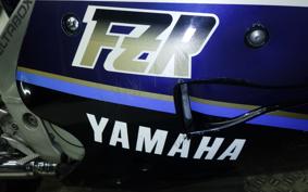 YAMAHA FZR1000 1990 3GM