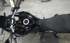 SUZUKI Vｽﾄﾛｰﾑ800 2024 EM1BA