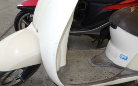 HONDA CREA SCOOPY I AF55