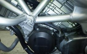 HONDA VTR 250 Gen. 2 MC33