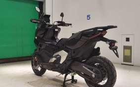 HONDA X-ADV 750 2026 RH21