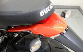 DUCATI SCRAMBLER SIXTY2 2018 KA00