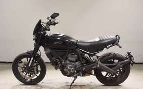 DUCATI SCRAMBLER FULL THROTTLE 2015