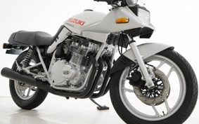 SUZUKI GSX1100S KATANA 1983 GS110X