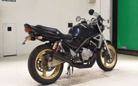 KAWASAKI BALIUS 250 Gen.2 2001 ZR250B
