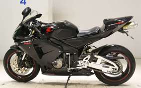 HONDA CBR600RR 2005 PC37