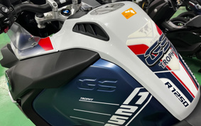 BMW R1250GS ADVENTURE 2023 0M11