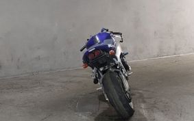 YAMAHA YZF-R1 RN01