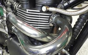 TRIUMPH SCRAMBLER 900 2007