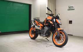 KTM 890 DUKE GP