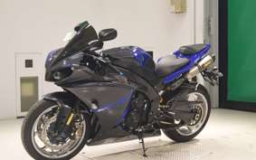 YAMAHA YZF-R1 2013
