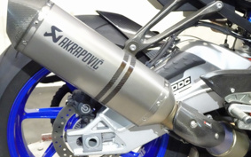 BMW HP4 2014 0D01