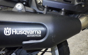 HUSQVARNA SVARTPILEN 401 2018