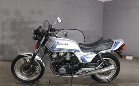HONDA CB750 RC04